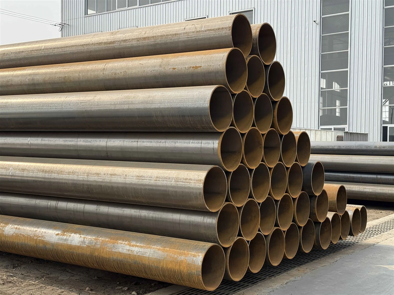 ERW Pipes ERW Pipes